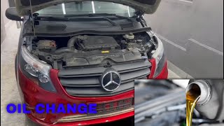 MercedesBenz Vito TOURER Full Service Jobchange oil and filters guide [upl. by Bruni]