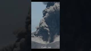 Strombolian Type Volcano Eruption [upl. by Salisbarry]