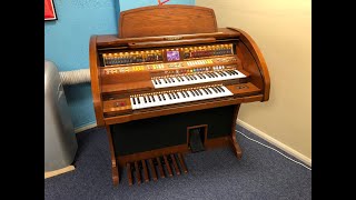 Lowrey Holiday Classic  Allens Music Organ amp Keyboard Showcase 7 [upl. by Wenoa]