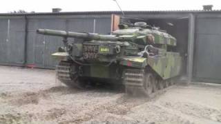 Stridsvagn 104  Centurion [upl. by Eduam455]