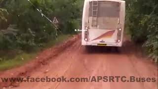 ATMAKURKDORNALA ROAD APSRTC SUPER LUXURY KURNOOLVIJAYAWADA BUSES DURING RAINS GHAT ROAD571 [upl. by Magna]