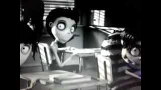 Frankenweenie  Escena Bigotitos soñó contigo  Disney Oficial [upl. by Adnorehs399]