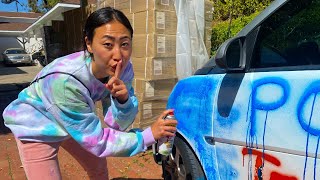 Lizzy Capri Spray Paints Carter Sharers Smart Car Shorts [upl. by Ainahs]