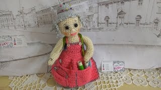 Bambola porta spilli ago e cotone amigurumi uncinetto crochet [upl. by Eelitan700]