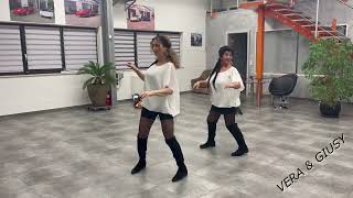 Sacala a Bailar ballo di gruppo 2023 coreo Cover Sicilia eseguito da Giusy Dance amp Vera [upl. by Body]