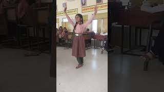 Ungli Pakad Ke Tune Chalna Sikhaya Tha Na Song  shortvideo song dance Shorts  Vatika 82 [upl. by Llennyl894]