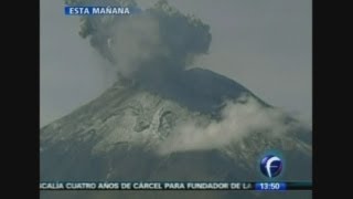 Mexicos Popocatepetl volcano erupts [upl. by Arual]