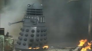 Renegade Dalek vs Soldiers  Remembrance of the Daleks  Doctor Who [upl. by Ylen115]