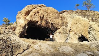 Discovering an ancient cave and turning it into a safe and cozy shelter  Bushgraf Camping [upl. by Dnomar503]