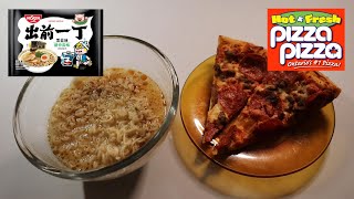 NISSIN DEMAE RAMEN BLACK GARLIC OIL TONKOTSU amp LEFTOVER PIZZA PIZZA ASMR MUKBANG [upl. by Atinuhs]