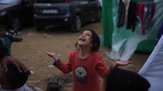 First rainfall in Gaza since the IsraelHamas war worsens dire conditions for displaced Palestinians [upl. by Sayer492]