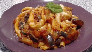 Pasta al sugo di melanzane [upl. by Redep233]