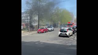 Feuer Düsseldorf Tiefgarage 36 Autos verbrannt Livebilder Feuerwehreinsatz MILLIONENSCHADEN 🔥 [upl. by Jenne764]