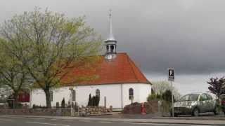 Gilleleje Kirke ringer til gudstjeneste [upl. by Yentruok946]