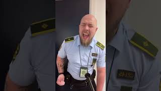 Har I flere udfordringer til os 😉💙 politi police youtubeshorts [upl. by Ivo206]