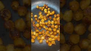 Chickpea gyros vegetarian gyro foodhacks dinner chickpeas quickrecipe [upl. by Alodi]