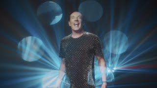 Gerard Joling  Altijd Vrijgezel Officiële Videoclip [upl. by Mauve968]