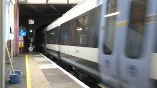 Southeastern Class 465 departing Tonbridge  05112024 [upl. by Tarfe664]