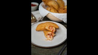 MINI PANZEROTTI ma gusto super😎🤪🍅🍕 Shorts [upl. by Swamy618]