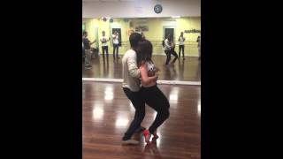 Cours débutant de bachata sensual avec Kirt et Marion de Marseille Danse Academy [upl. by Rednave36]