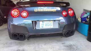 R35 GTR cold start with Meisterschaft Titanium straight pipes [upl. by Close885]