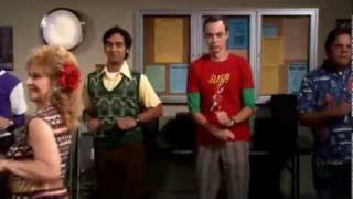 Clases de Baile con The Big Bang Theory Latino [upl. by Lrem696]