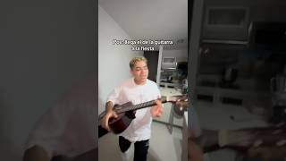 Llega el de la guitarra a la fiesta humor amigos viralshorts comedia guitarrista [upl. by Karena225]