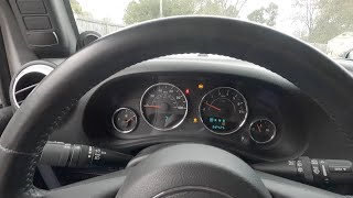 Troubleshooting an ABS and Traction Control Light on a Jeep Wrangler JK [upl. by Robbi]