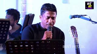 සුදු හංසියේ මිහිරාවියේ අජිත් බණ්ඩාර With Grade 14 Band Live in concert [upl. by Delora]