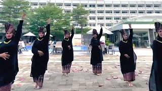 URANG MINANG BARALEK GADANGcoreo HAKIMDQUEEN LINE DANCE [upl. by Yeltnarb]