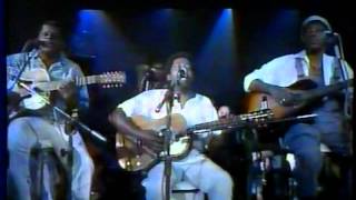 Milton Nascimento e Pena Branca amp Xavantinho TV Globo 1987 [upl. by Rodman452]