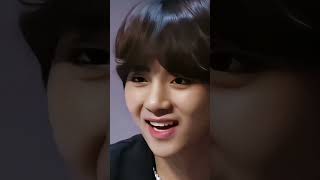 Kim taehyung cute reations video 🥰❤️✨ trending like bts youtubeshorts btsarmy army kpopidol [upl. by Turino749]