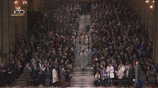 Veillée de Noël et messe à SaintGermainlAuxerrois à Paris [upl. by Eenaffit]