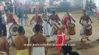 TheyyamVayanattuKulavan Thottam at Peralassery Thandarath Kshethram വയനാട്ടുകുലവൻ തോറ്റം [upl. by Fotinas]