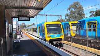 X’trapolis train terminating at Hurstbridge Station [upl. by Ikcaj]