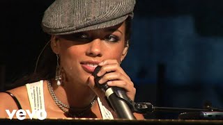 Alicia Keys  Unbreakable Live [upl. by Alwitt515]