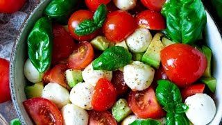 TomatenMozzarella Salat [upl. by Shamus]