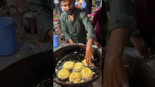 ⚡⚡ Vadapav bhajji Making Process⚡⚡ shorts telugufoodie esangathulu streetfood foodie omelette [upl. by Ivek]