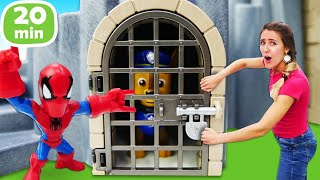 ¡Spiderman y los Paw Patrol en la Guardería Infantil de Ana Video de juguetes de la Patrulla Canina [upl. by Sisxela]