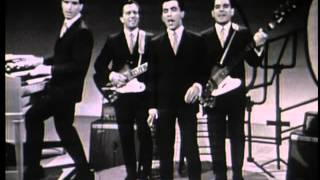 The Four Season amp Frankie Valli hits live Sherry Rag doll Walk [upl. by Tenn486]