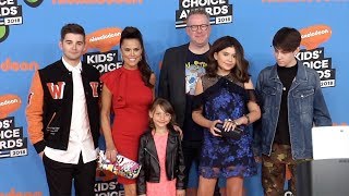 Cast of quotThe Thundermansquot 2018 Kids Choice Awards Orange Carpet [upl. by Beesley988]