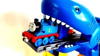 Thomas and Friends Thomas Tank Engine Shark Exhibit Aquarium Adventure Take and Play Set [upl. by Anees]