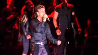 Tarkan in Azerbajain FULL Performance [upl. by Kolivas]