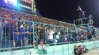 DUKUNGAN PENUH AREMANIA UNTUK AREMA FC AREMA FC VS PERSELA [upl. by Gosnell]