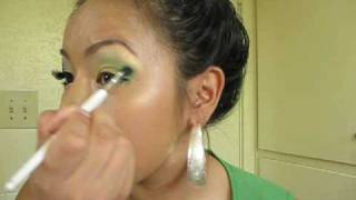 GOLDGREEN EYES TUTORIAL USING URBAN DECAY PALETTE [upl. by Eenal]