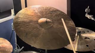 22” Istanbul Agop Signature Ride  2318g [upl. by Aralomo]