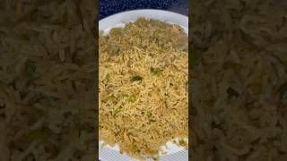 Matar Pulaoمٹر پلاؤVery easy and quick Peas Pulao recipe [upl. by Celeski]