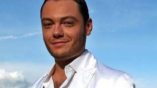 Tiziano Ferro La differenza tra me e te  video  Itunes [upl. by Pebrook]