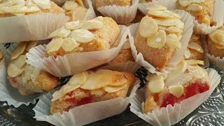 حلوى اللوز مغربية سهلة التحضير petits fours marocains aux amandes [upl. by Eirod104]