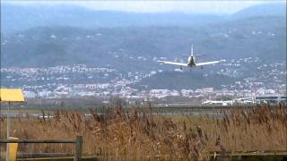 Landing  TBM750  French Air Force  147XS  ClermontFerrand Airport  HD [upl. by Jorgan669]